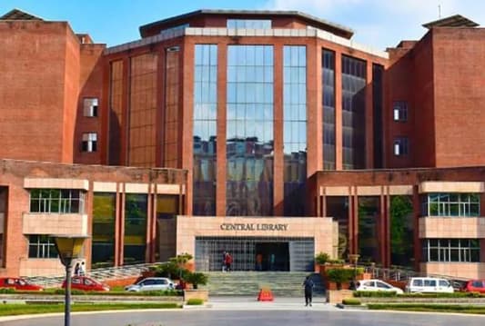 Amity University Online image