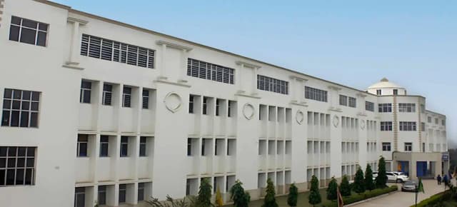 Delhi Degree College campus banner